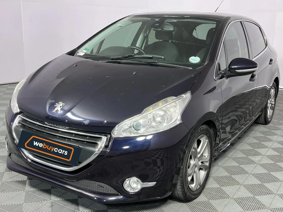 Used 2014 Peugeot 208 5-door 1.6 Active auto - WeBuyCars Rustenburg Used 2014 Peugeot 208 5-door 1.6 Active auto - WeBuyCars Rustenburg