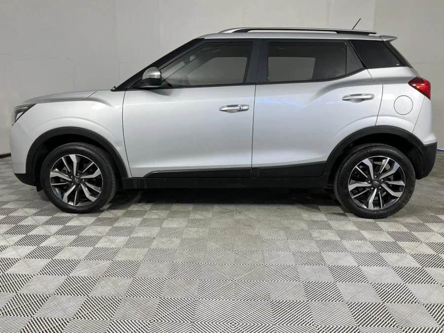 Used 2021 Mahindra XUV300 1.5TD W8 - WeBuyCars George