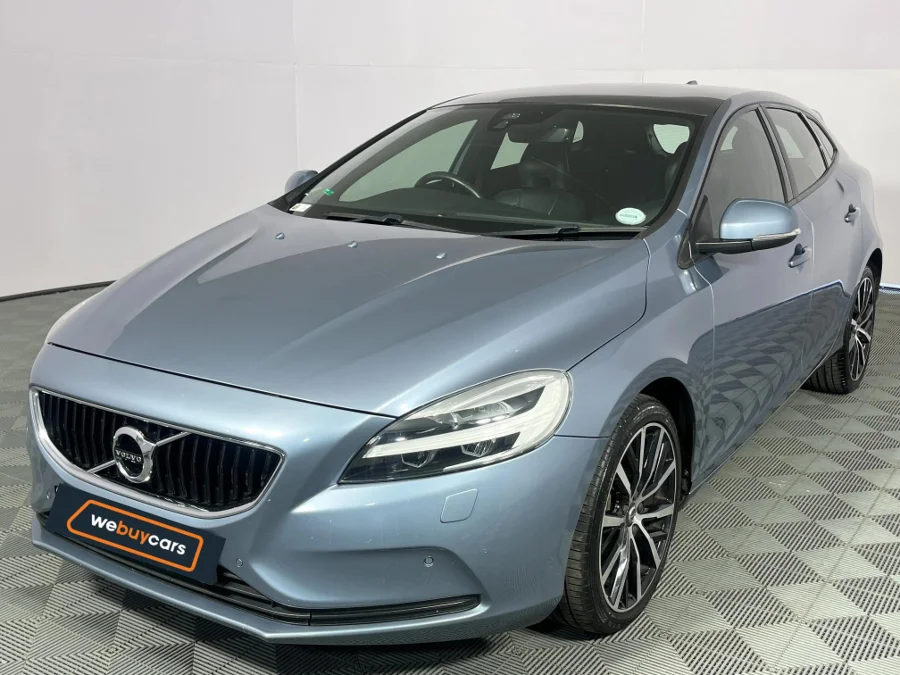 Used 2018 Volvo V40 Cross Country D3 Inscription - WeBuyCars Silverlakes Used 2018 Volvo V40 Cross Country D3 Inscription - WeBuyCars Silverlakes