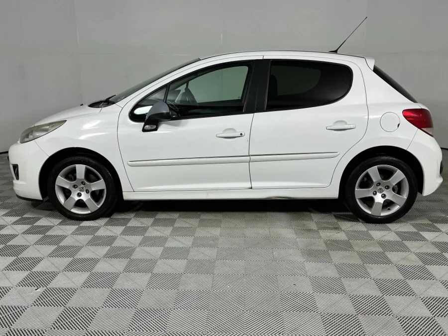 Used 2011 Peugeot 207 1.6 Dynamic - WeBuyCars Silverlakes Used 2011 Peugeot 207 1.6 Dynamic - WeBuyCars Silverlakes
