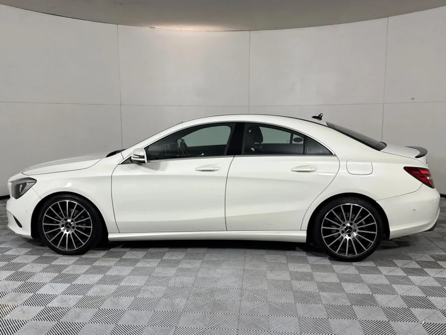 Used 2017 Mercedes-Benz CLA 200d auto - WeBuyCars Midstream Used 2017 Mercedes-Benz CLA 200d auto - WeBuyCars Midstream