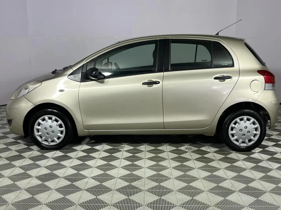 Used 2010 Toyota Yaris sedan Zen3 - WeBuyCars Durban Used 2010 Toyota Yaris sedan Zen3 - WeBuyCars Durban