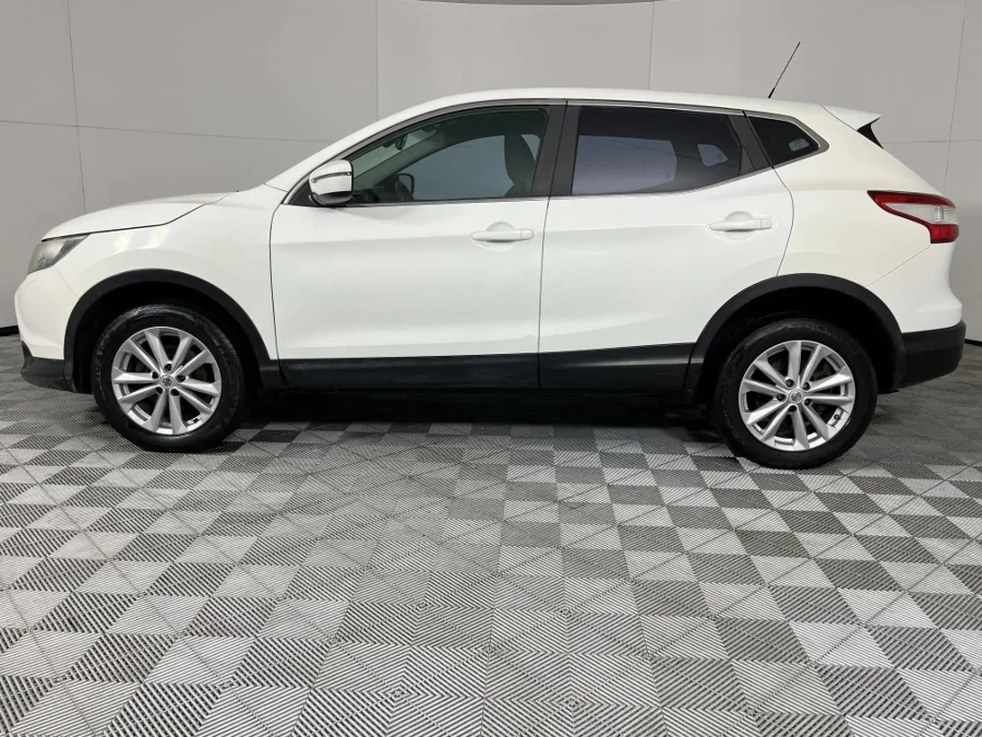 Used 2015 Nissan Qashqai 1.2T Visia - WeBuycars East London Used 2015 Nissan Qashqai 1.2T Visia - WeBuycars East London