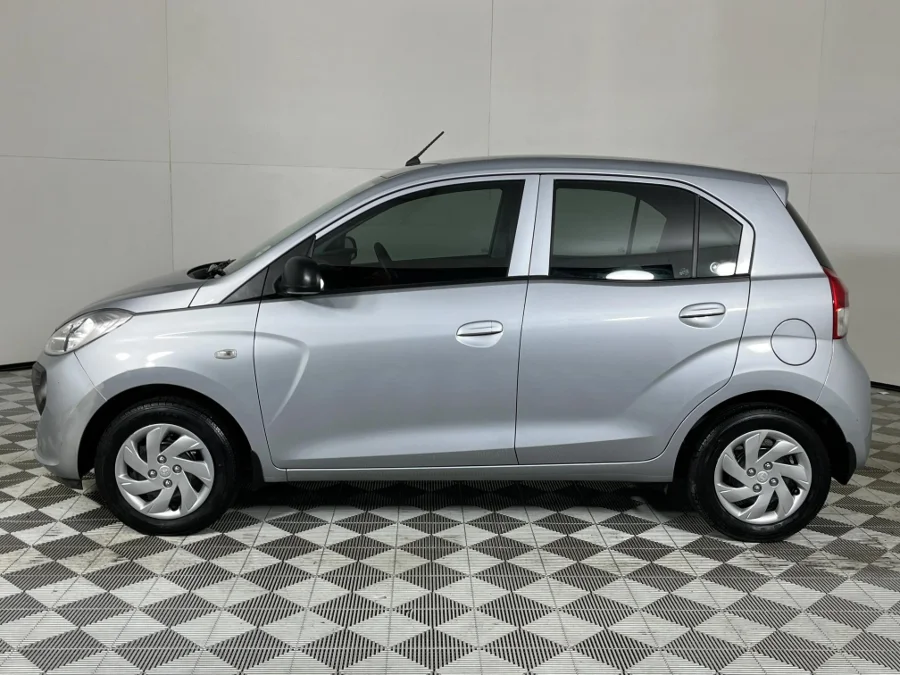 Used 2022 Hyundai Atos 1.1 Motion - WeBuyCars JHB South Used 2022 Hyundai Atos 1.1 Motion - WeBuyCars JHB South