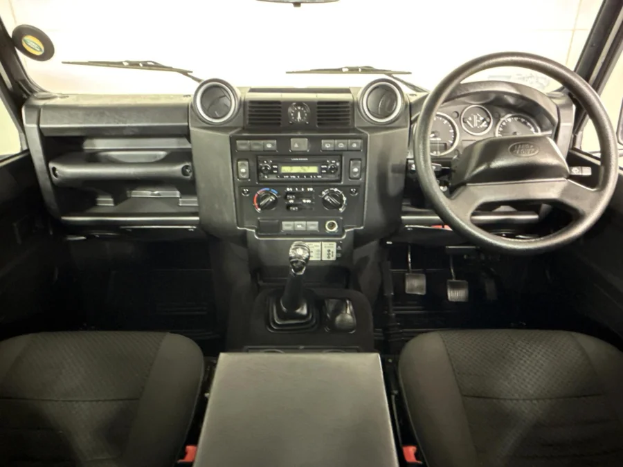 Used 2008 Land Rover Defender 90 TD station wagon SVX 60 - WeBuyCars Midstream Used 2008 Land Rover Defender 90 TD station wagon SVX 60 - WeBuyCars Midstream