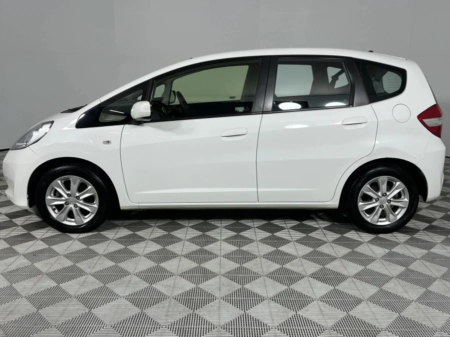 Used 2012 Honda Jazz 1.3 Comfort auto - WeBuyCars Richmond Used 2012 Honda Jazz 1.3 Comfort auto - WeBuyCars Richmond