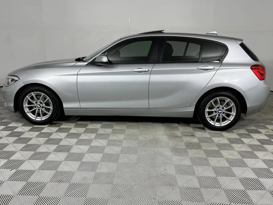 Used 2017 BMW 1 Series 118i 5-door auto - WeBuyCars Silverlakes Used 2017 BMW 1 Series 118i 5-door auto - WeBuyCars Silverlakes