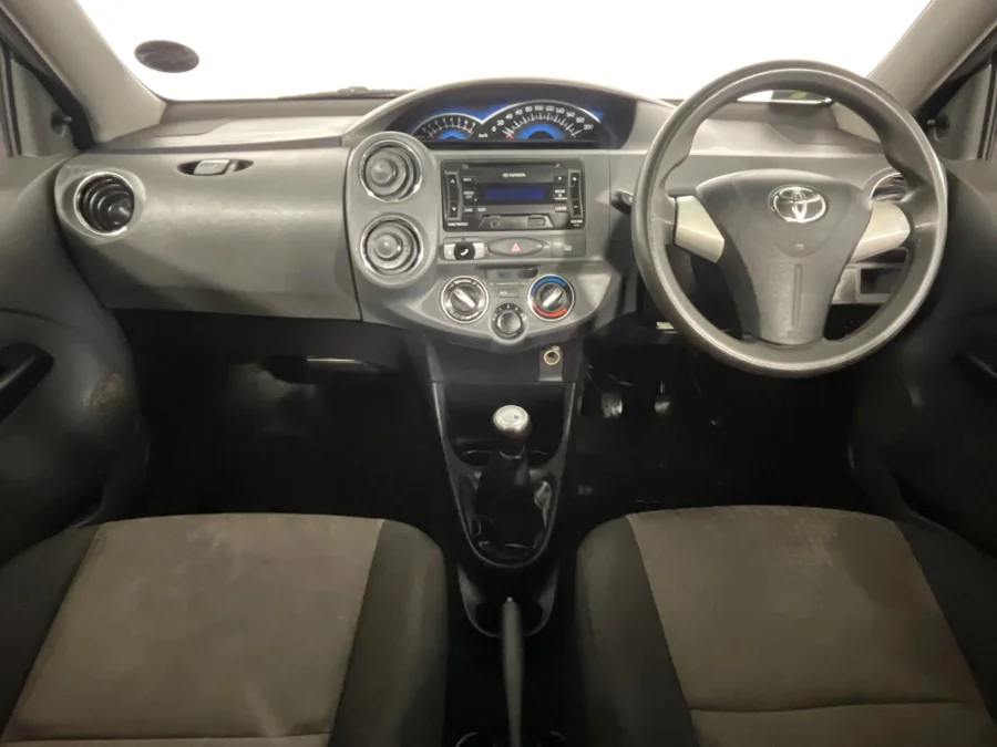 Used 2014 Toyota Etios hatch 1.5 Sprint - WeBuyCars Silverlakes Used 2014 Toyota Etios hatch 1.5 Sprint - WeBuyCars Silverlakes