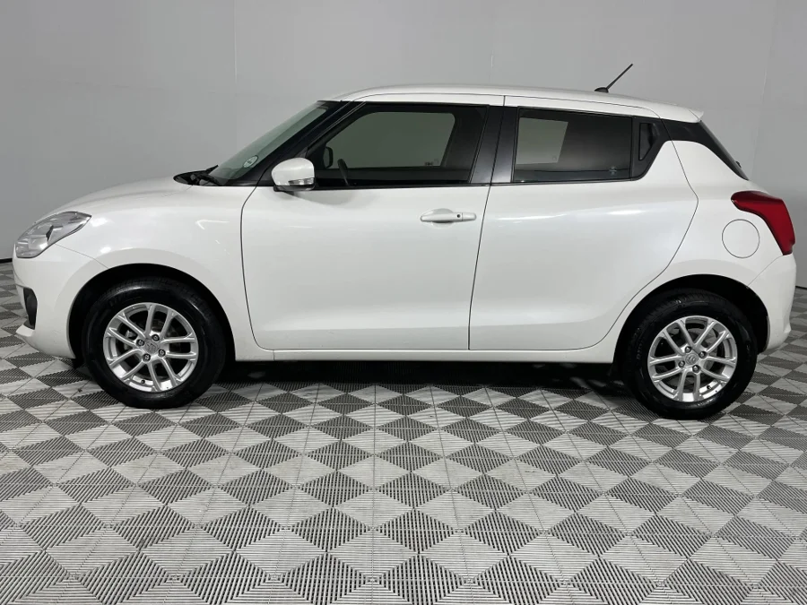 Used 2019 Suzuki Swift 1.2 GLX manual - WeBuyCars Richmond