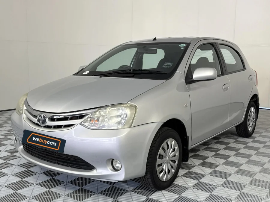 Used 2012 Toyota Etios hatch 1.5 Sprint - WeBuyCars Vereeniging Used 2012 Toyota Etios hatch 1.5 Sprint - WeBuyCars Vereeniging