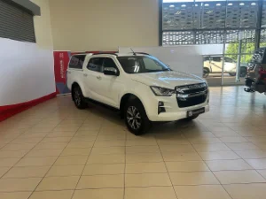 Used 2025 Isuzu D-Max 3.0TD double cab LSE 4x4