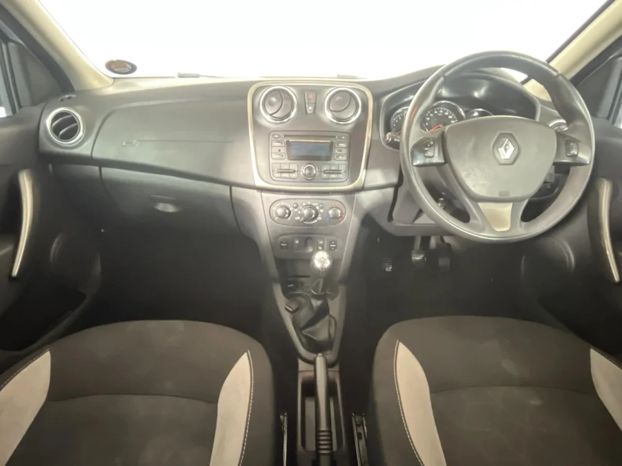 Used 2016 Renault Sandero Stepway 66kW turbo - WeBuyCars Richmond Used 2016 Renault Sandero Stepway 66kW turbo - WeBuyCars Richmond