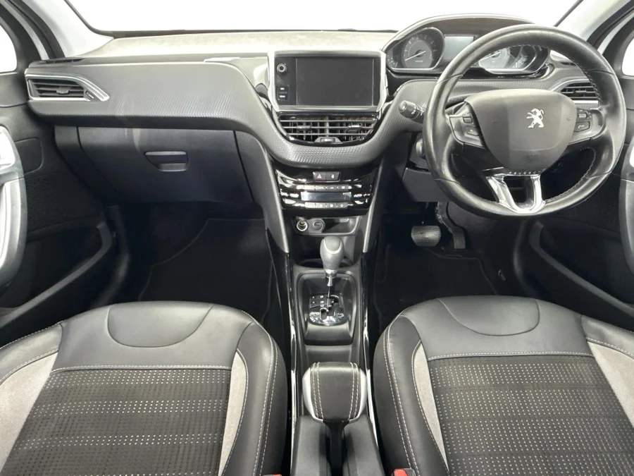 Used 2020 Peugeot 2008 1.2T Allure auto - WeBuyCars Silverlakes Used 2020 Peugeot 2008 1.2T Allure auto - WeBuyCars Silverlakes