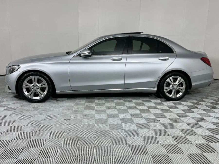 Used 2017 Mercedes-Benz C-Class C220d auto - WeBuyCars The Dome Used 2017 Mercedes-Benz C-Class C220d auto - WeBuyCars The Dome