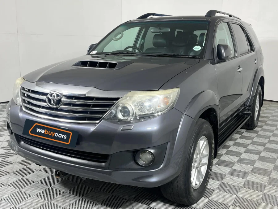 Used 2014 Toyota Fortuner 3.0D-4D 4x4 Limited auto - WeBuyCars Riverhorse Used 2014 Toyota Fortuner 3.0D-4D 4x4 Limited auto - WeBuyCars Riverhorse