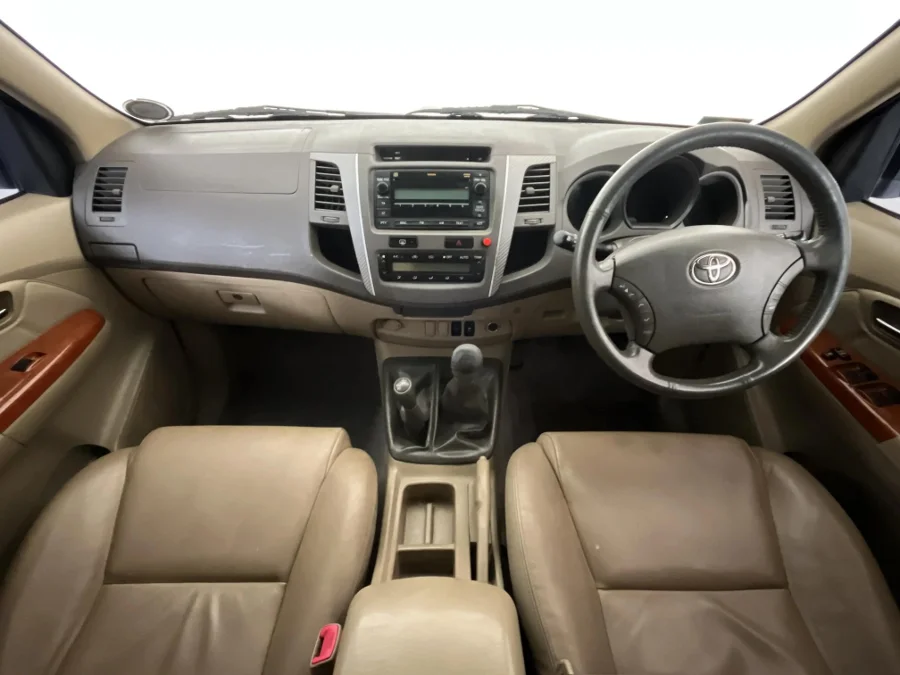 Used 2011 Toyota Fortuner 3.0D-4D 4x4 - WeBuyCars JHB South Used 2011 Toyota Fortuner 3.0D-4D 4x4 - WeBuyCars JHB South