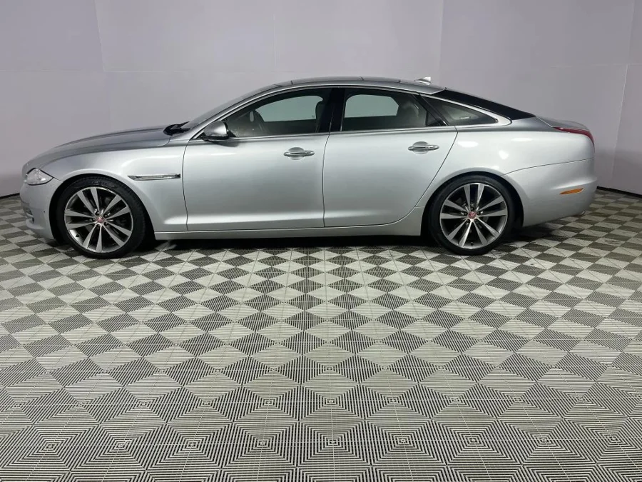 Used 2013 Jaguar XJ 3.0 Supercharged Premium Luxury - WeBuyCars Gqeberha