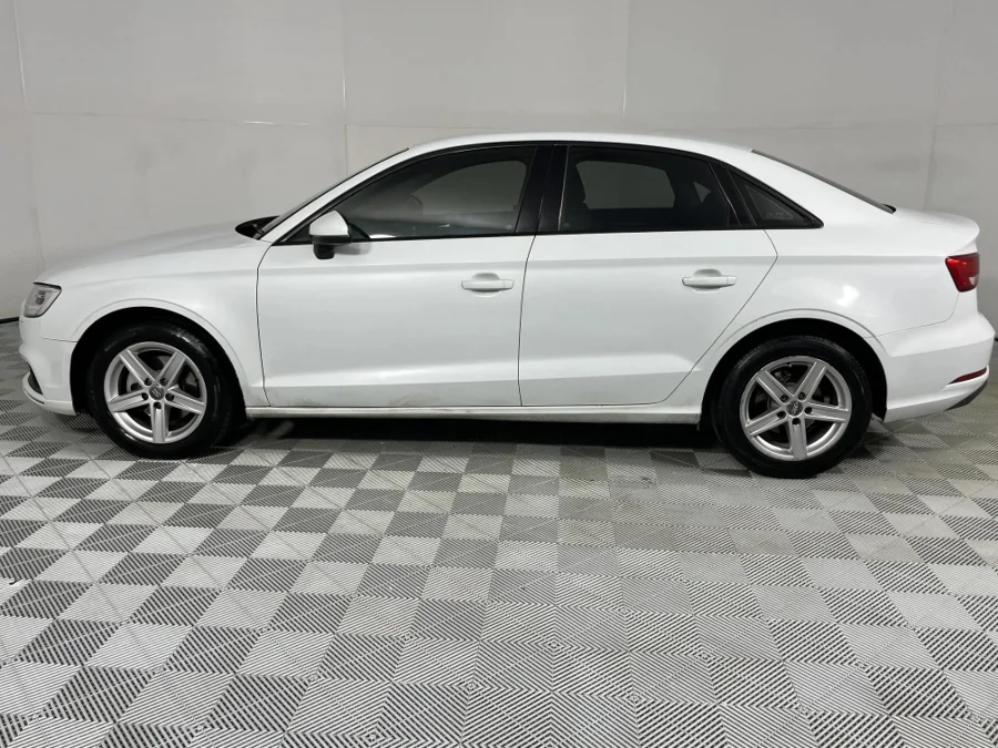 Used 2019 Audi A3 sedan 30TFSI S line - WeBuyCars Silverlakes Used 2019 Audi A3 sedan 30TFSI S line - WeBuyCars Silverlakes