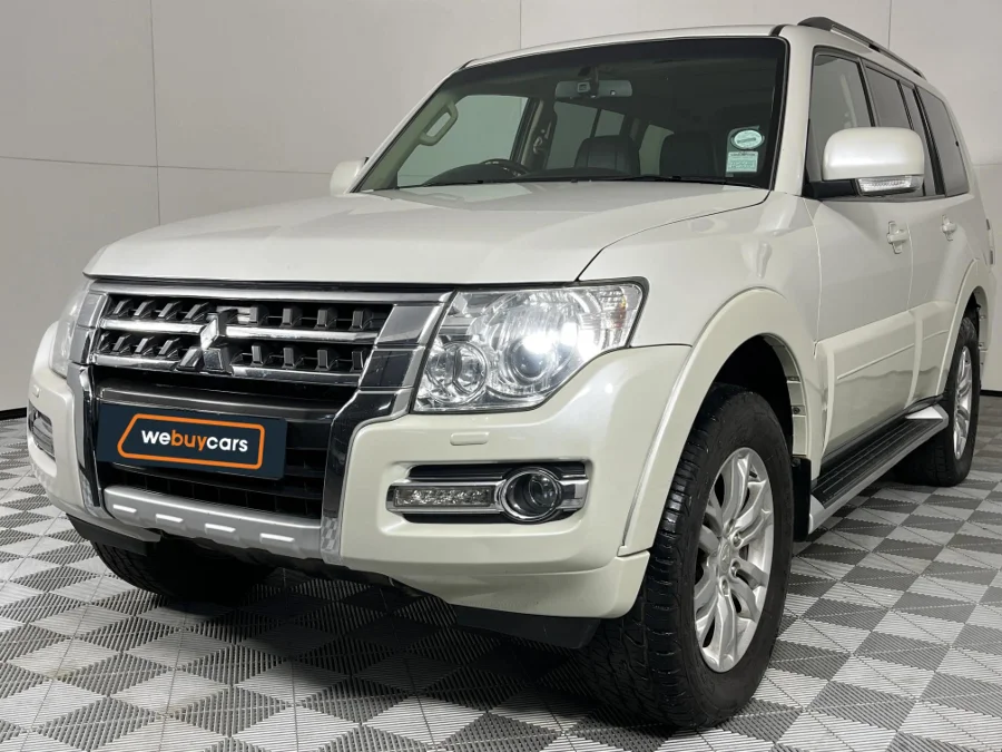 Used 2016 Mitsubishi Pajero 5-door 3.2DI-D GLS Exceed Pajero Legend Limited Edition 100 - WeBuycars East London
