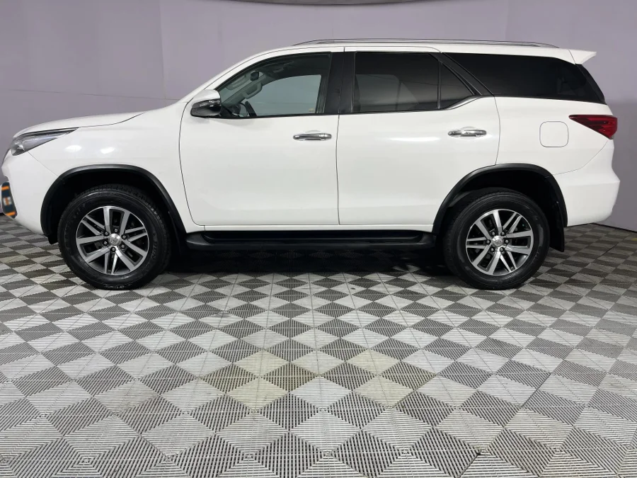 Used 2019 Toyota Fortuner 2.8GD-6 auto - WeBuyCars Epping Used 2019 Toyota Fortuner 2.8GD-6 auto - WeBuyCars Epping