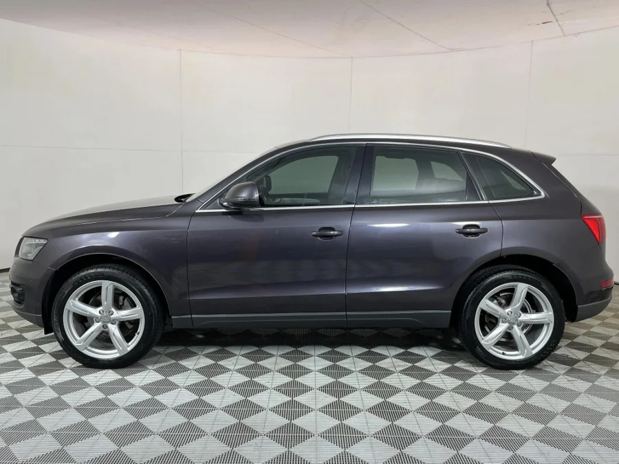 Used 2011 Audi Q5 2.0T quattro auto - WeBuyCars JHB South Used 2011 Audi Q5 2.0T quattro auto - WeBuyCars JHB South
