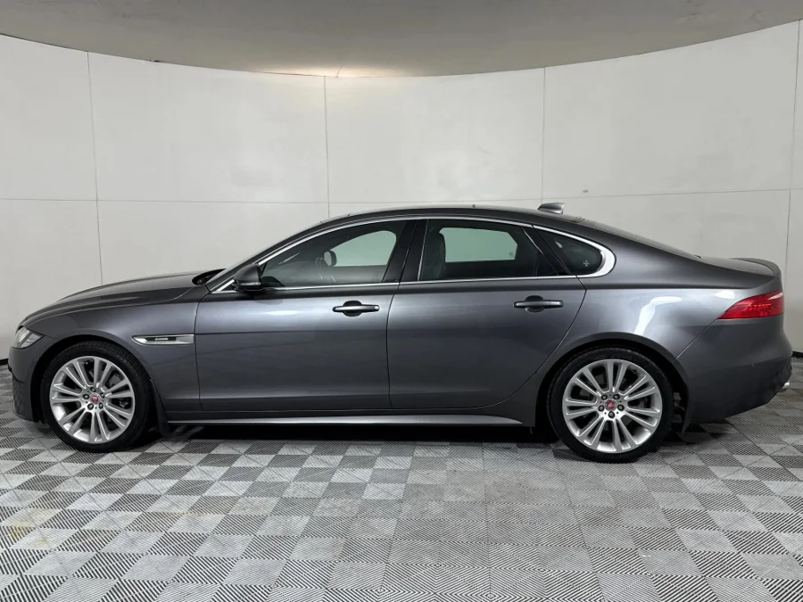 Used 2017 Jaguar XF 20d Chequered Flag - WeBuyCars Midstream