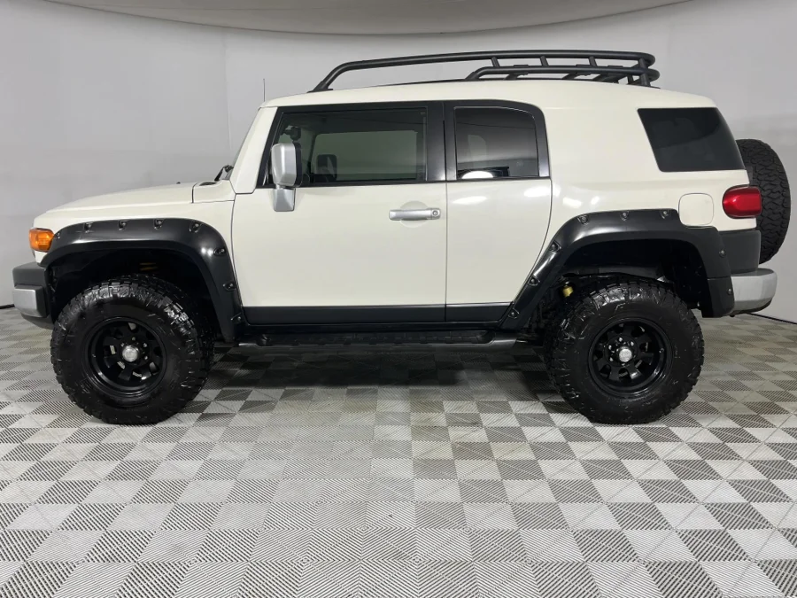 Used 2012 Toyota FJ Cruiser - WeBuyCars Silverlakes Used 2012 Toyota FJ Cruiser - WeBuyCars Silverlakes