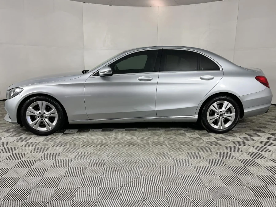 Used 2018 Mercedes-Benz C-Class C180 auto - WeBuyCars The Dome