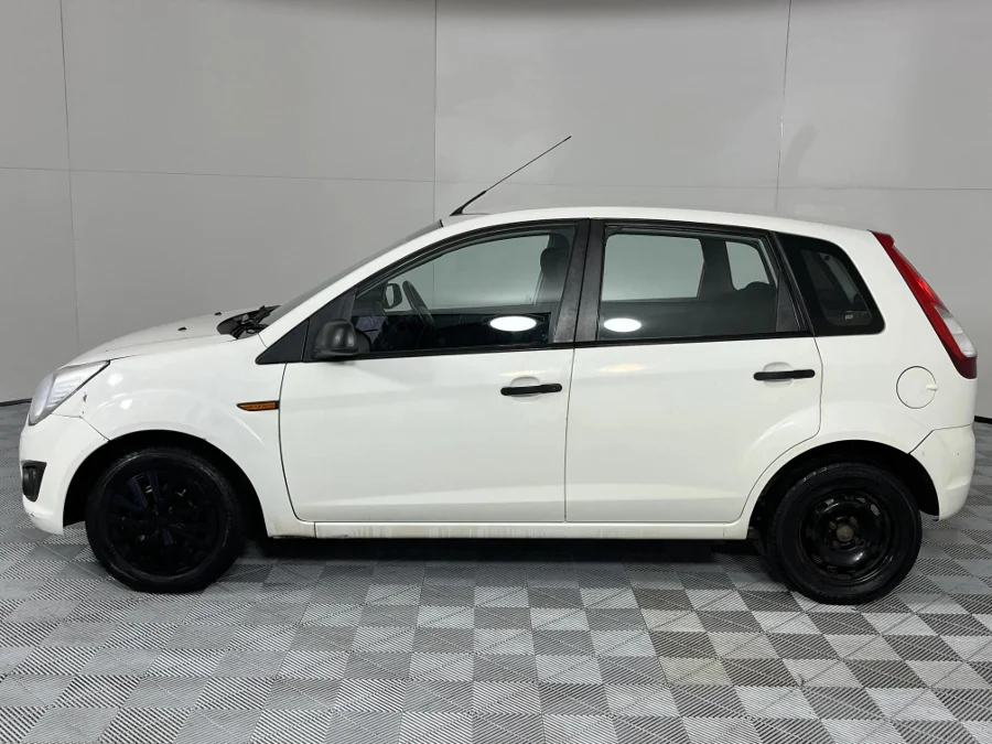 Used 2013 Ford Figo 1.4 Ambiente - WeBuyCars Mbombela Used 2013 Ford Figo 1.4 Ambiente - WeBuyCars Mbombela