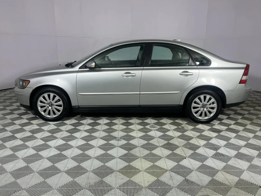 Used 2006 Volvo S40 2.4i Geartronic - WeBuyCars Epping Used 2006 Volvo S40 2.4i Geartronic - WeBuyCars Epping