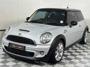 Used 2013 MINI Hatch Cooper S