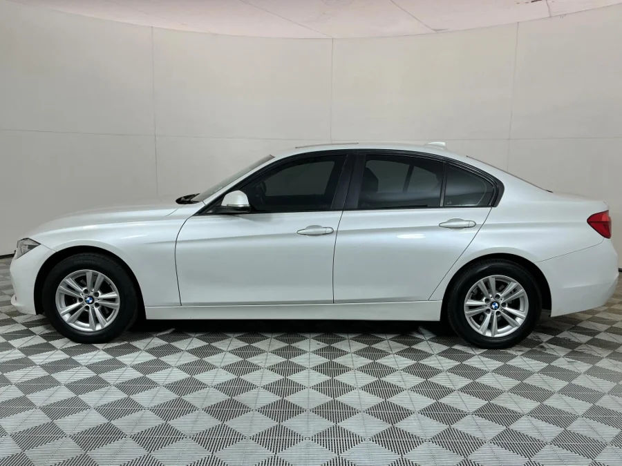 Used 2019 BMW 3 Series 318i auto - WeBuyCars JHB South