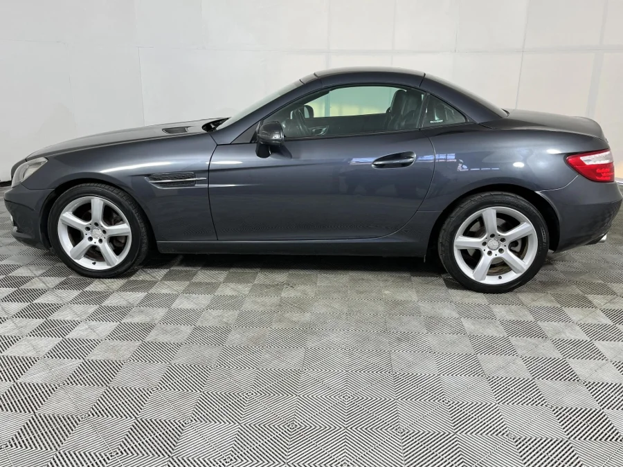 Used 2011 Mercedes-Benz SLK 200 AMG Sports - WeBuyCars George Used 2011 Mercedes-Benz SLK 200 AMG Sports - WeBuyCars George
