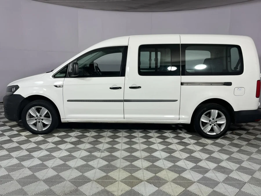 Used 2019 Volkswagen Caddy Maxi 2.0TDI crew bus auto - WeBuyCars Epping Used 2019 Volkswagen Caddy Maxi 2.0TDI crew bus auto - WeBuyCars Epping