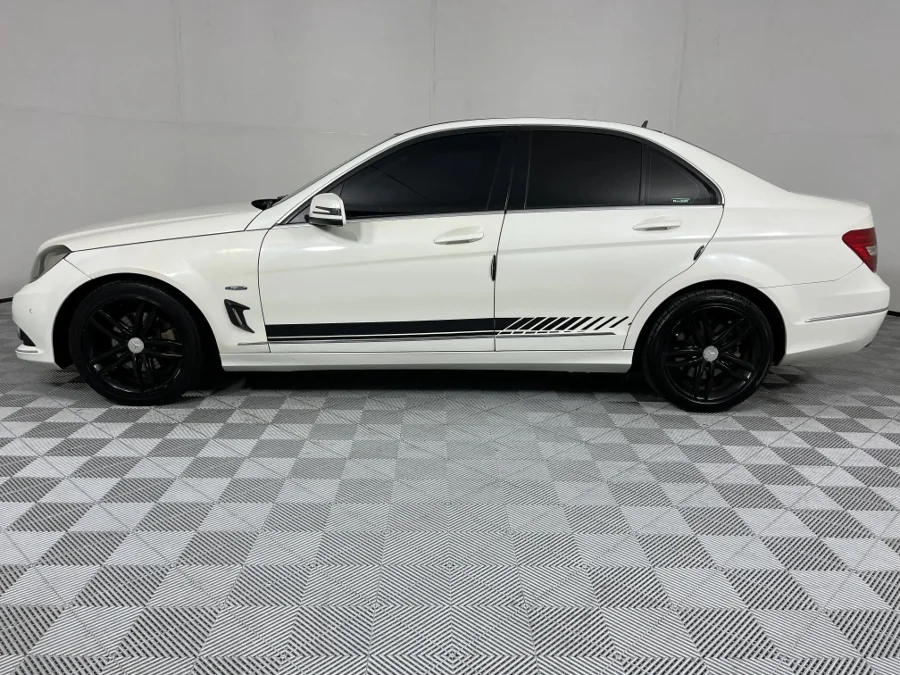 Used 2012 Mercedes-Benz C-Class C200 Avantgarde AMG Sports - WeBuyCars The Dome Used 2012 Mercedes-Benz C-Class C200 Avantgarde AMG Sports - WeBuyCars The Dome