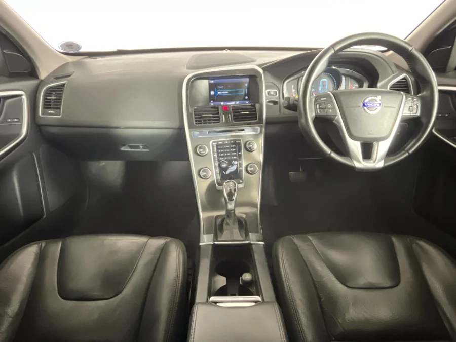 Used 2013 Volvo XC60 D4 Elite auto - WeBuyCars George Used 2013 Volvo XC60 D4 Elite auto - WeBuyCars George
