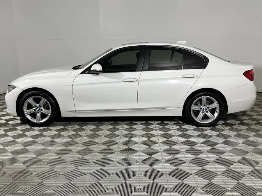 Used 2018 BMW 3 Series 320d sports-auto - WeBuyCars Germiston
