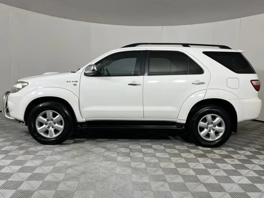 Used 2010 Toyota Fortuner 3.0D-4D - WeBuyCars Pietermaritzburg Used 2010 Toyota Fortuner 3.0D-4D - WeBuyCars Pietermaritzburg