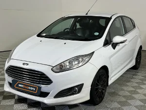 Used 2017 Ford Fiesta 5-door 1.0T Titanium auto