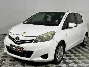 Used 2014 Toyota Yaris 5-door 1.3 XS