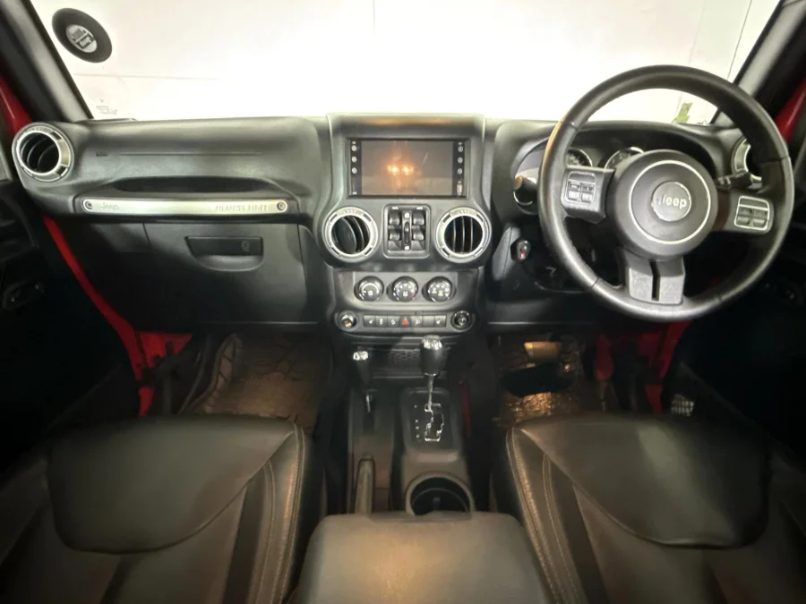 Used 2020 Jeep Wrangler Unlimited Sahara 3.6L 75th Anniversary Edition - WeBuyCars Midstream