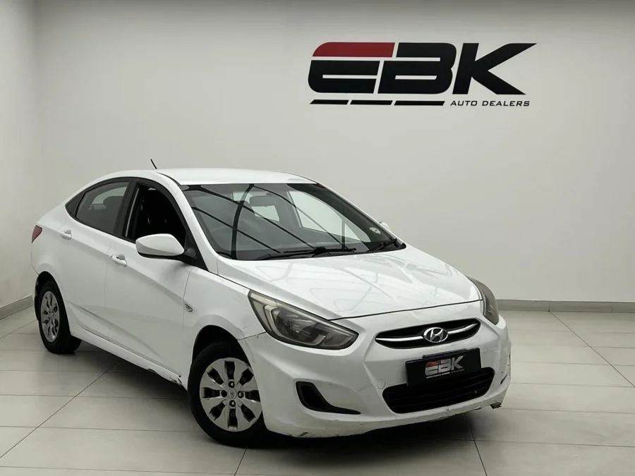 Used 2017 Hyundai Accent sedan 1.6 Motion - EBK Auto Used 2017 Hyundai Accent sedan 1.6 Motion - EBK Auto