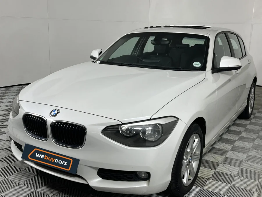 Used 2015 BMW 1 Series 118i 5-door auto - WeBuyCars Riverhorse Used 2015 BMW 1 Series 118i 5-door auto - WeBuyCars Riverhorse