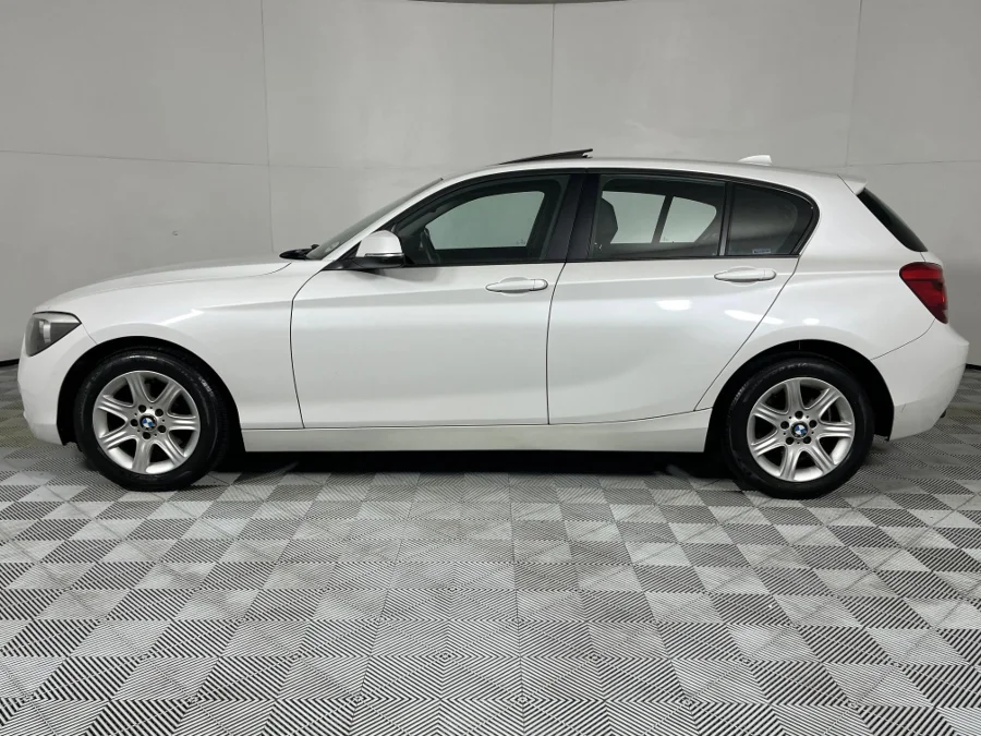 Used 2015 BMW 1 Series 118i 5-door auto - WeBuyCars Riverhorse Used 2015 BMW 1 Series 118i 5-door auto - WeBuyCars Riverhorse