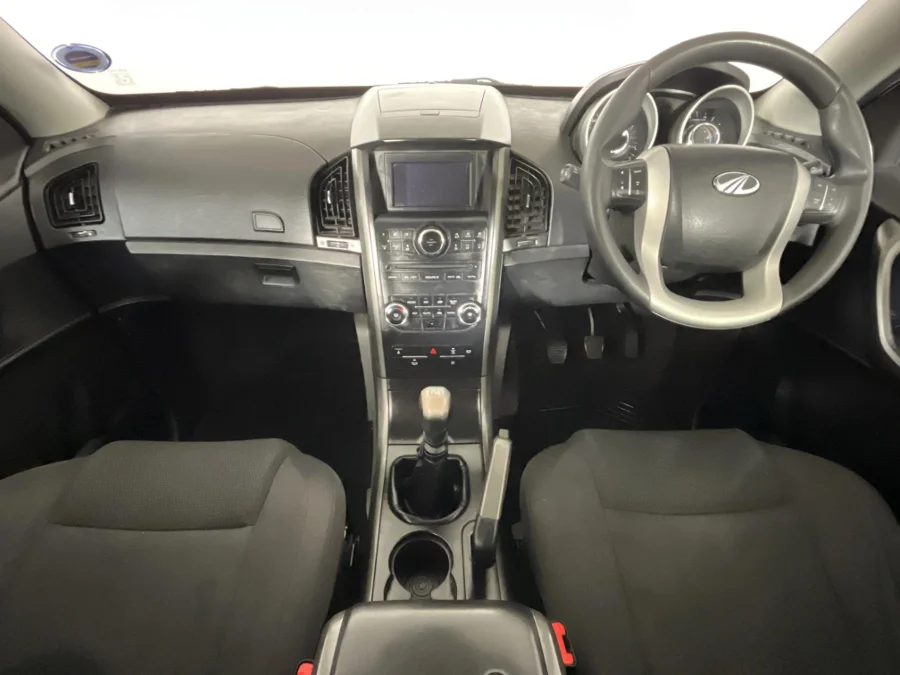 Used 2017 Mahindra XUV500 2.2CRDe W8 - WeBuyCars Brackenfell Cape Town