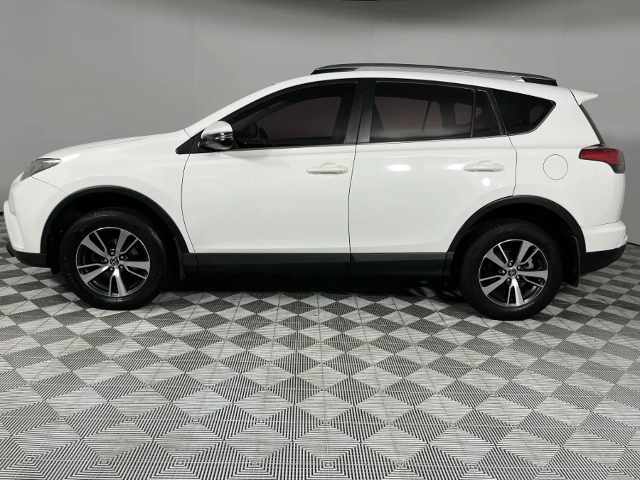Used 2017 Toyota RAV4 2.0 GX - WeBuyCars Richmond