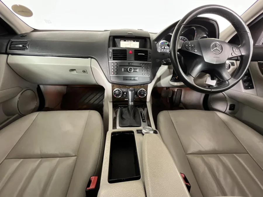 Used 2011 Mercedes-Benz C-Class C180CGI Elegance Touchshift - WeBuyCars Riverhorse Used 2011 Mercedes-Benz C-Class C180CGI Elegance Touchshift - WeBuyCars Riverhorse