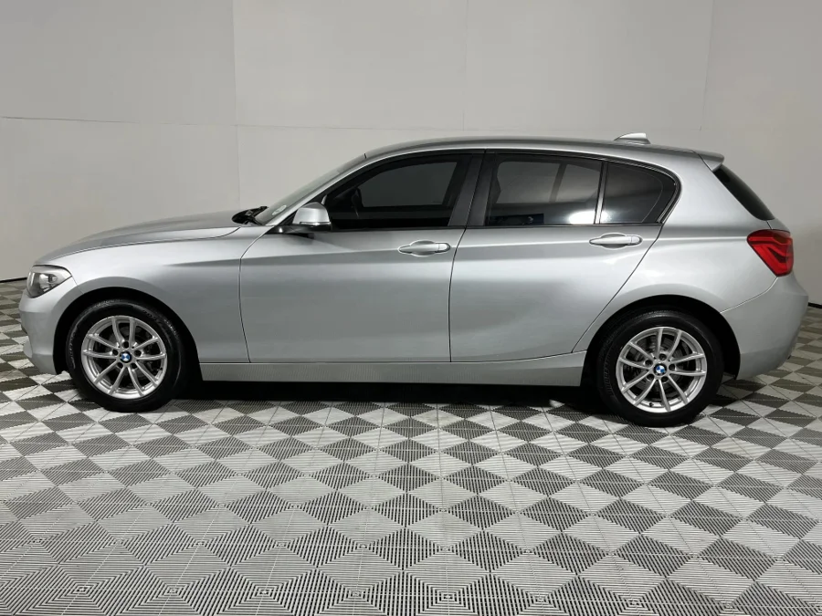 Used 2015 BMW 1 Series 118i 5-door auto - WeBuyCars Germiston Used 2015 BMW 1 Series 118i 5-door auto - WeBuyCars Germiston
