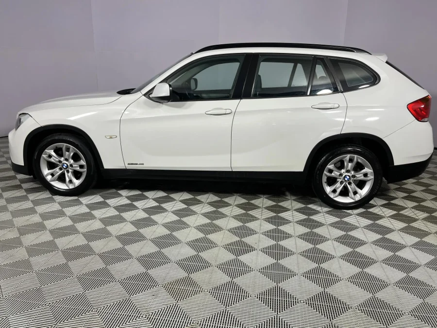 Used 2011 BMW X1 sDrive18i auto - WeBuyCars Durban Used 2011 BMW X1 sDrive18i auto - WeBuyCars Durban