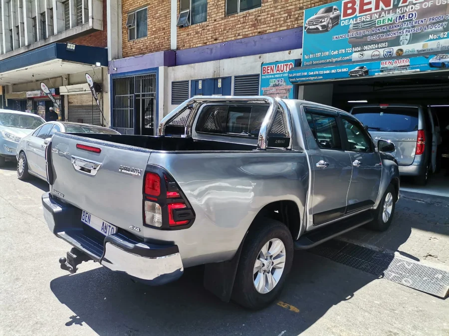 Used 2017 Toyota Hilux 2.8GD-6 4x4 Raider auto - Ben Auto Used 2017 Toyota Hilux 2.8GD-6 4x4 Raider auto - Ben Auto